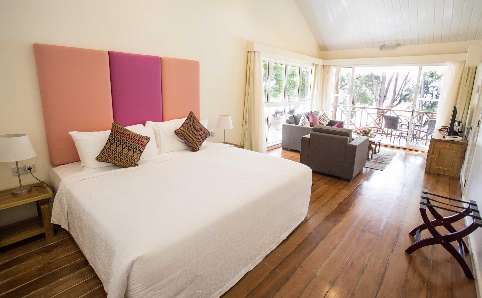 sutera sanctuary lodges at manukan island