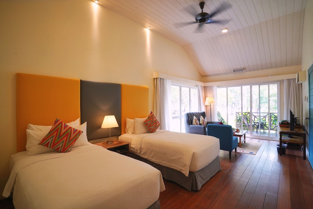sutera sanctuary lodges at manukan island