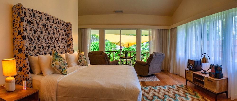 sutera sanctuary lodges at manukan island