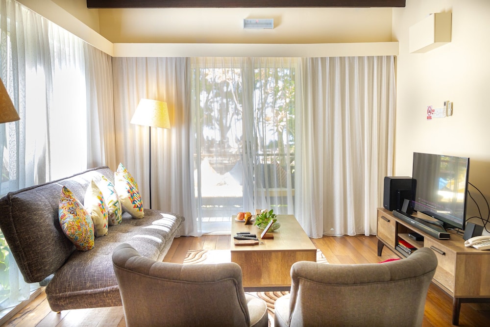 sutera sanctuary lodges at manukan island