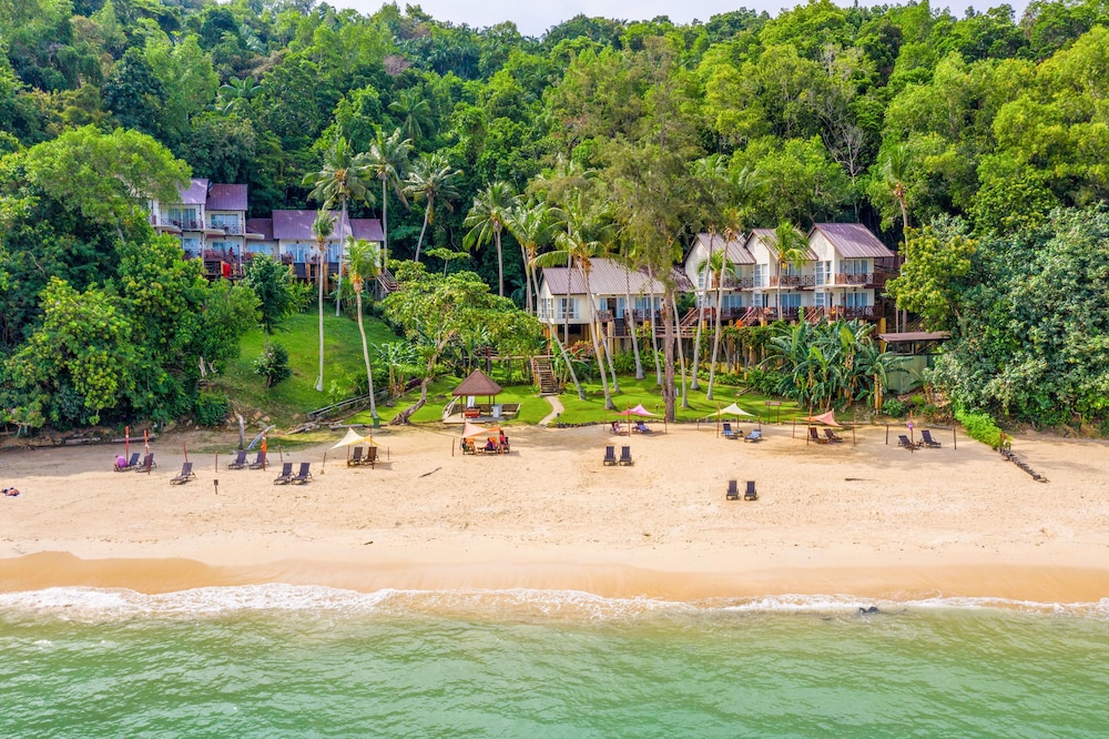 sutera sanctuary lodges at manukan island
