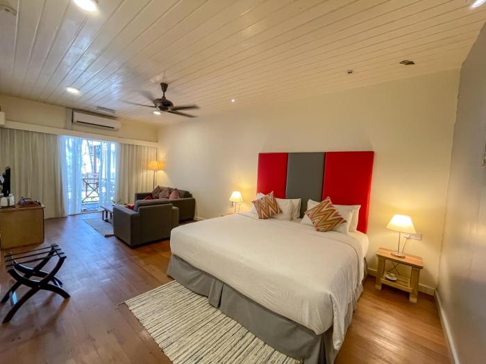 sutera sanctuary lodges at manukan island