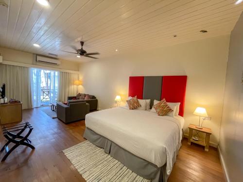 sutera sanctuary lodges at manukan island
