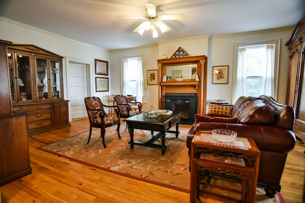 love lane bed and breakfast