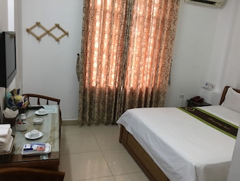 khach san phuong dong