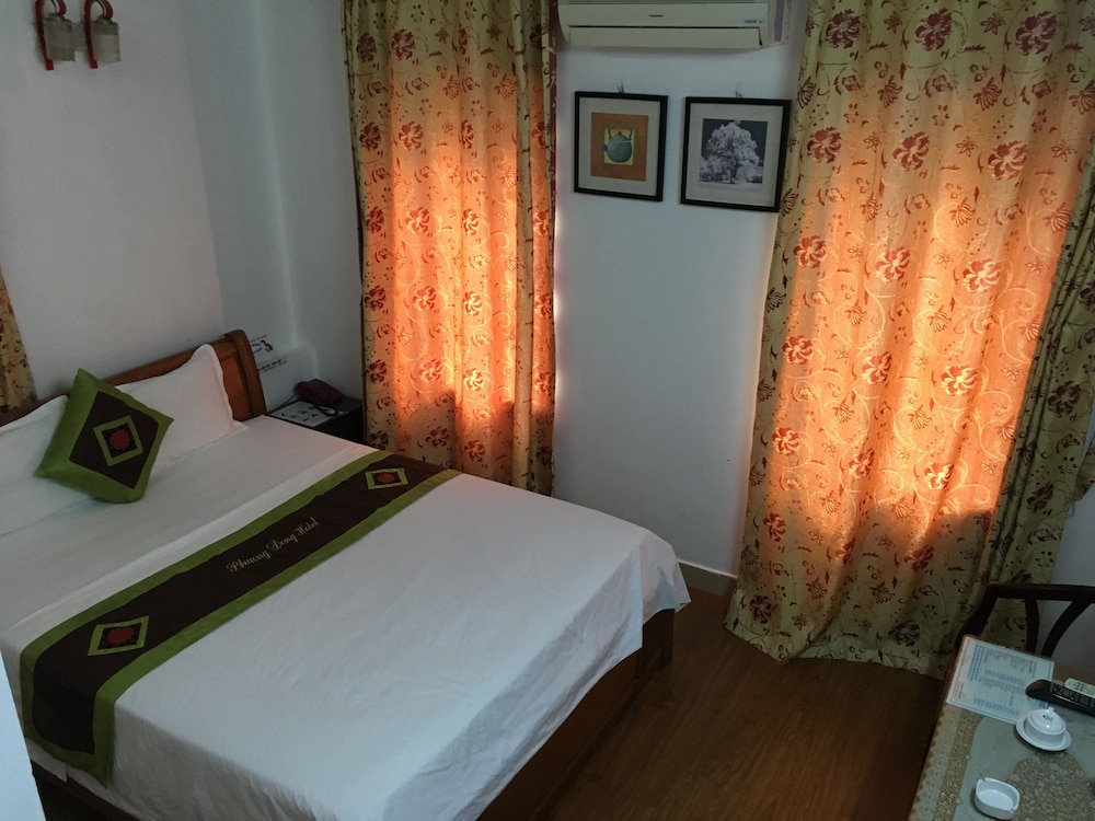 khach san phuong dong