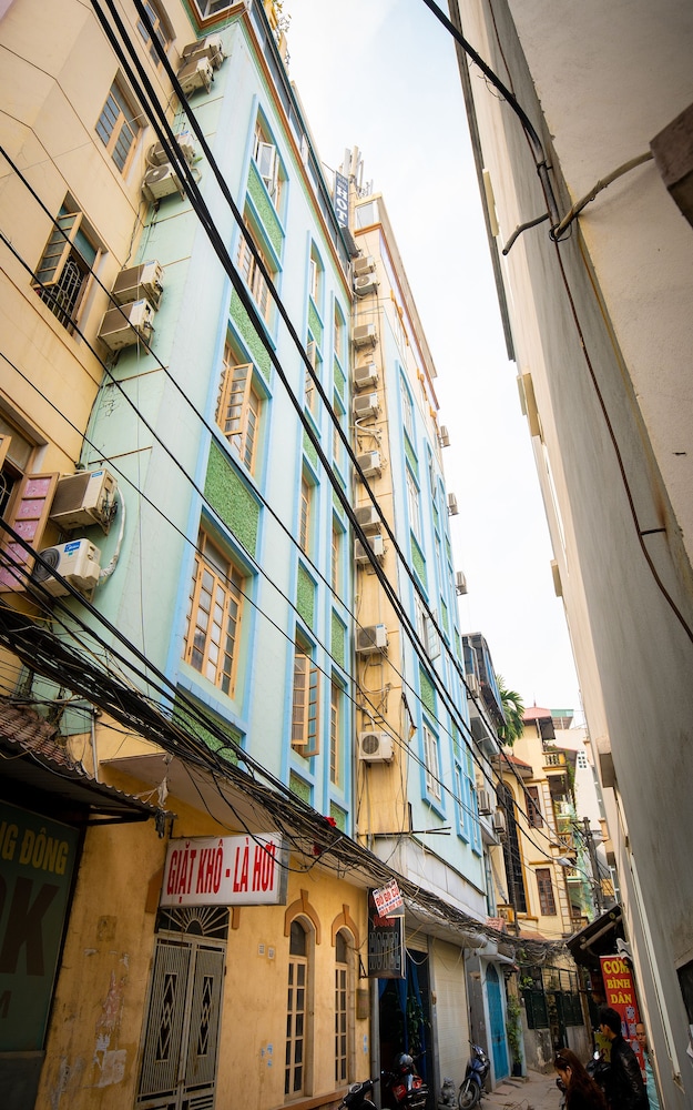 khach san phuong dong