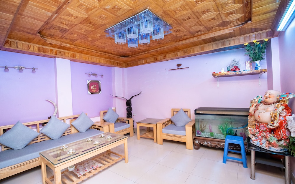 khach san phuong dong