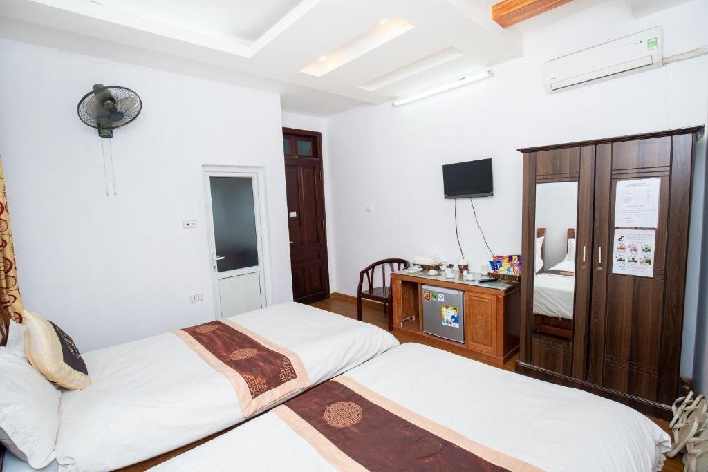 khach san phuong dong