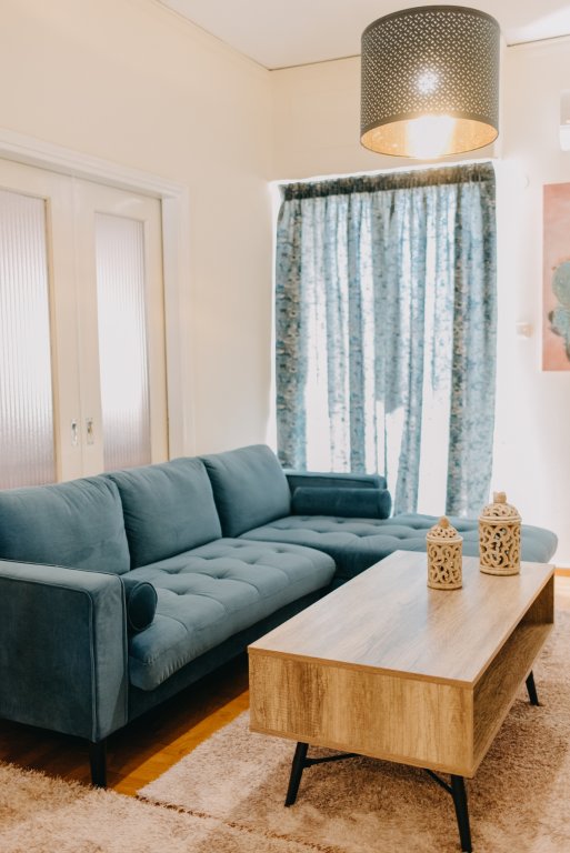 best house kapodistriou psila alonia