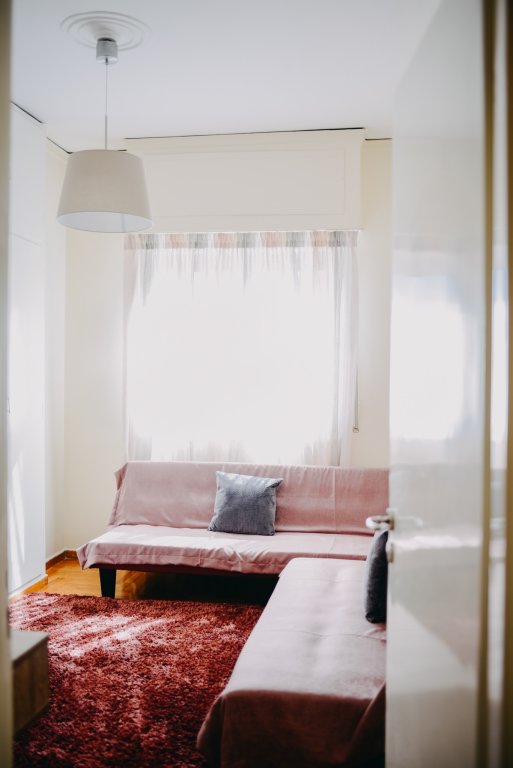 best house kapodistriou psila alonia
