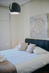 best house kapodistriou psila alonia