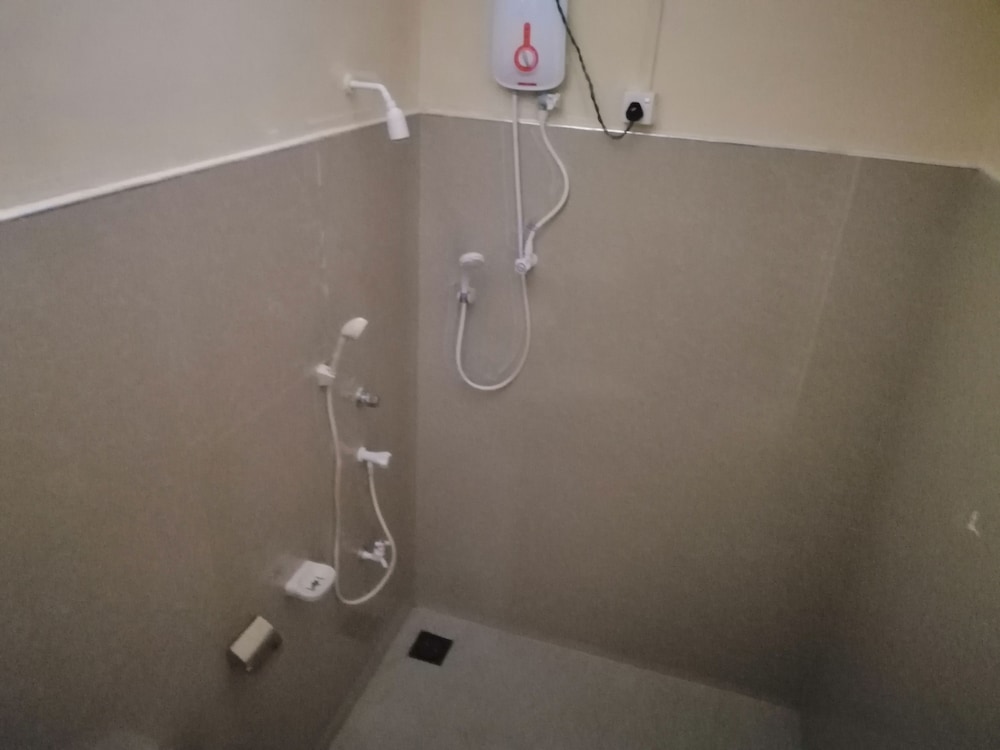 silent bungalow river side