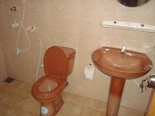 silent bungalow river side