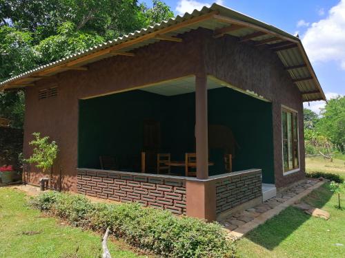 silent bungalow river side