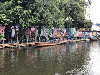 Rimnam Hotel Suk Sawat 70,,3 star