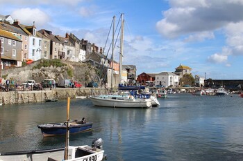 trewhiddle cottage 42