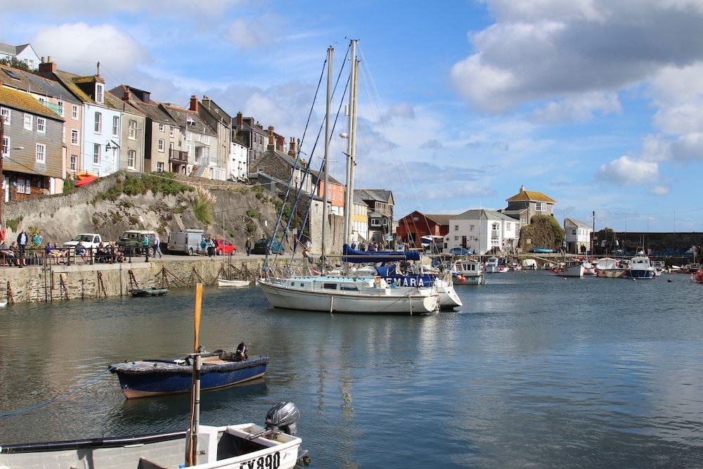 trewhiddle cottage 42