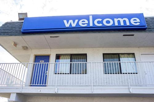 Motel 6 Porterville, Ca,Tulare>>Porterville,2 star