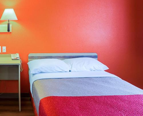 Motel 6 Porterville, Ca,Tulare>>Porterville,2 star
