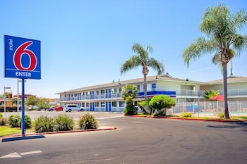Motel 6 Tulare, Ca,California>>Tulare,2 star