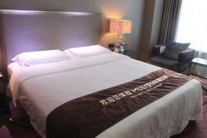 la perle international hotel