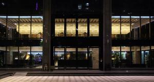 la perle international hotel