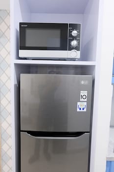 elegant studio apartment at casa de parco near ice bsd