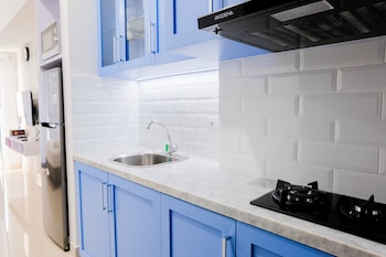 elegant studio apartment at casa de parco near ice bsd