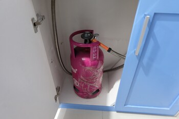 elegant studio apartment at casa de parco near ice bsd