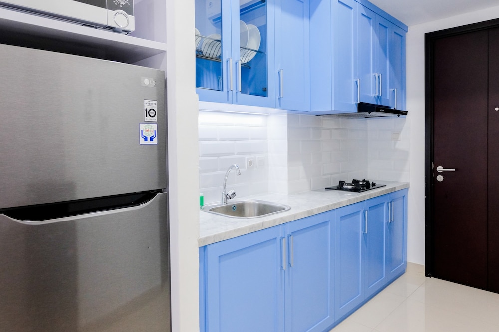 elegant studio apartment at casa de parco near ice bsd