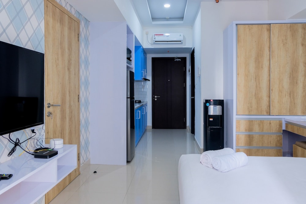 elegant studio apartment at casa de parco near ice bsd