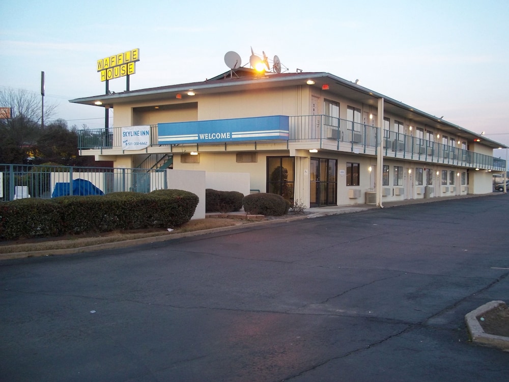 skyline inn