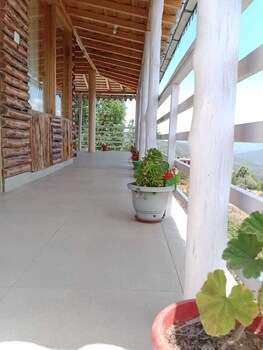 snow view luxury homes