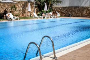 Steps To The Beach W Sea View & Balcony,,0 star