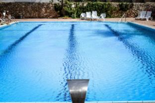 steps to the beach w sea view and balcony