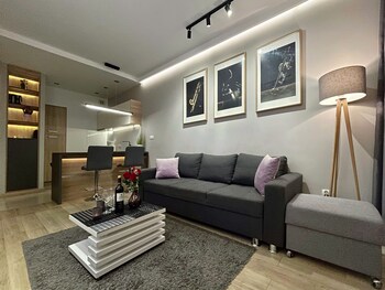 4uapart apartment suite platan grey