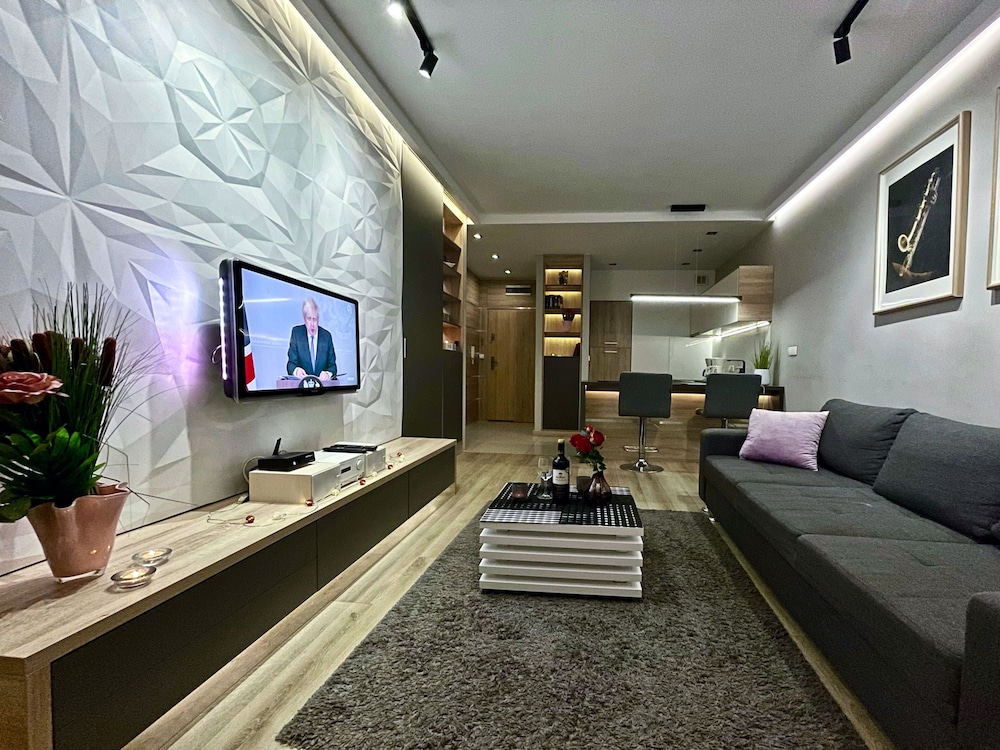 4uapart apartment suite platan grey