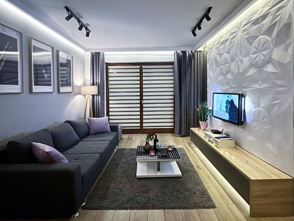 4uapart apartment suite platan grey
