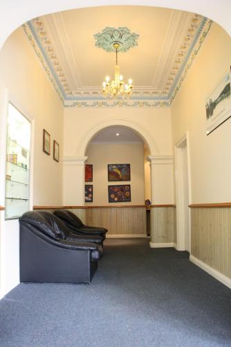hobart tower motel