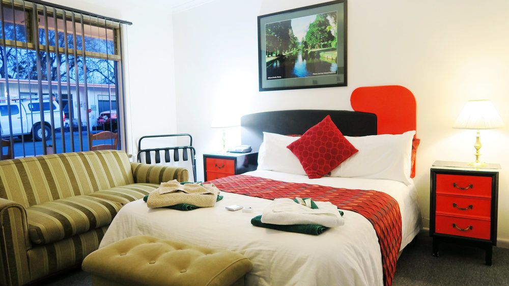 junction motel new norfolk