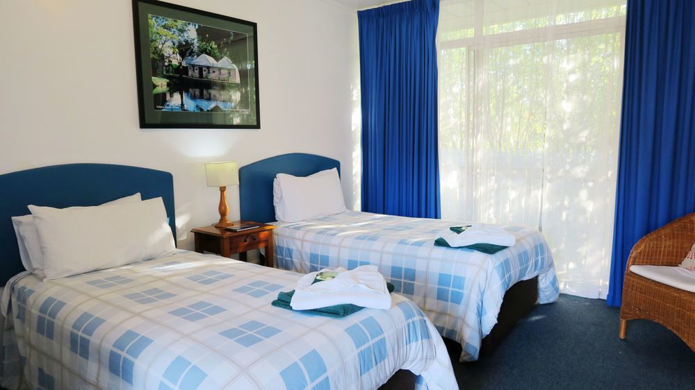 junction motel new norfolk