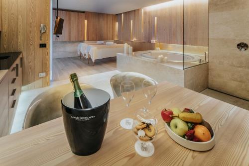lajadira hotel and spa