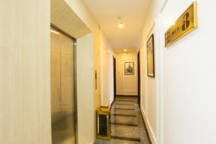 aandd luxury hotel
