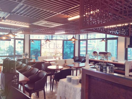 aandd luxury hotel