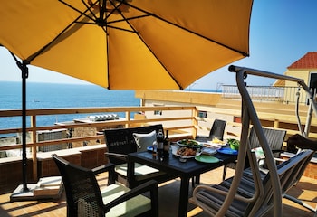 Apartment Near Lady Of The Sea & Phoenician Wall,,0 star