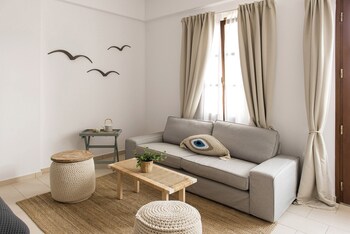 syros wellness luxury suites