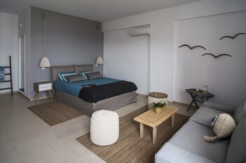syros wellness luxury suites