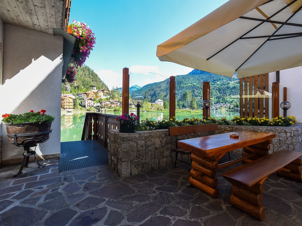 hotel adriana