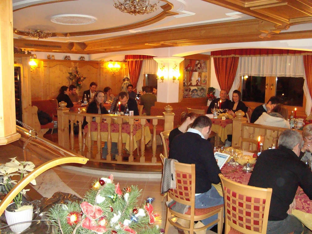 hotel adriana